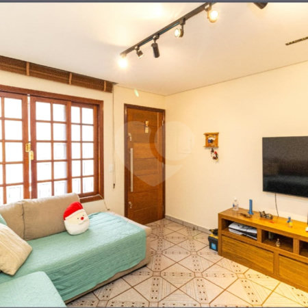 Casa à venda com 2 quartos, sendo 1 suíte,  no condomínio Colina de Goiás, São Paulo - SP