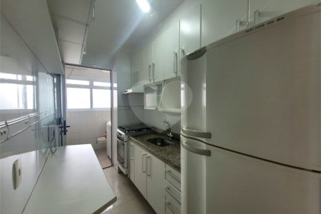 Apartamento para alugar com 2 quartos em Vila Anastácio, São Paulo, SP