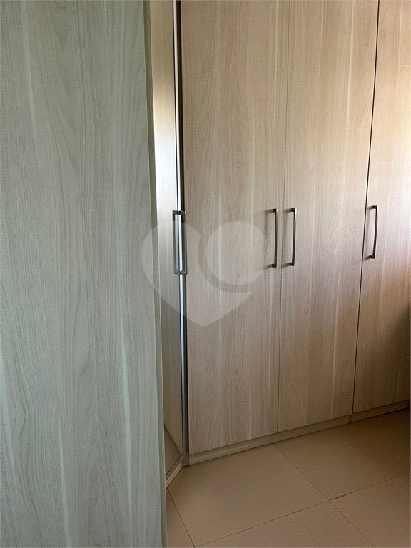 Sobrado à venda com 5 quartos em Horto, São Paulo, SP