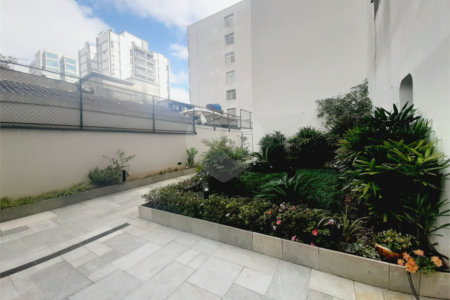 Apartamento à venda com 3 quartos em Moema, São Paulo, SP