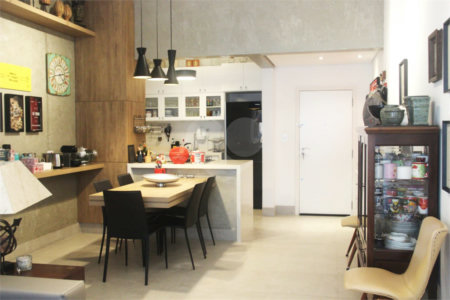 Apartamento à venda com 2 quartos em Bela Vista, São Paulo, SP