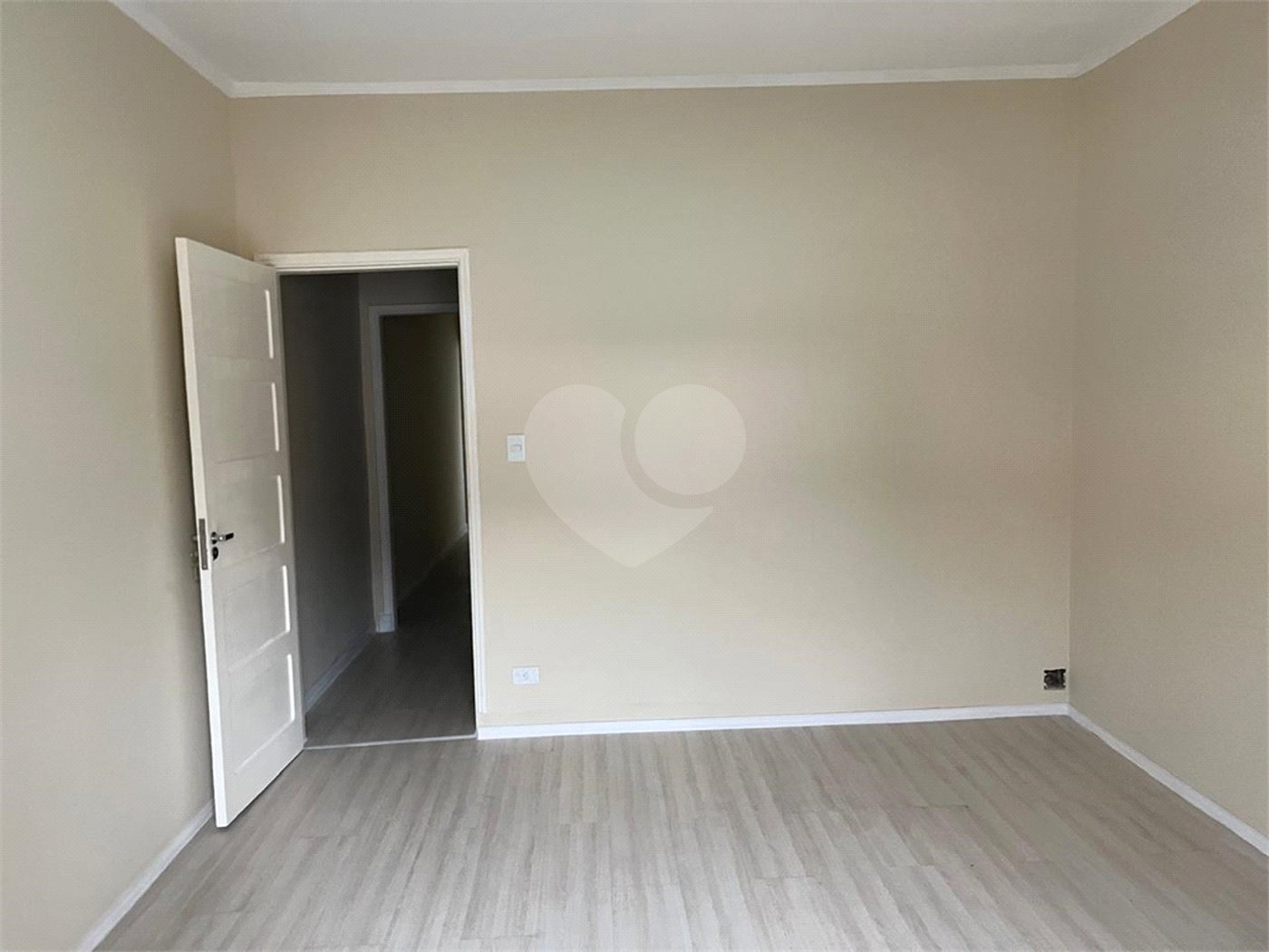 Sobrado à venda ou para alugar com 4 quartos, sendo 1 suíte, em Santana, São Paulo, SP