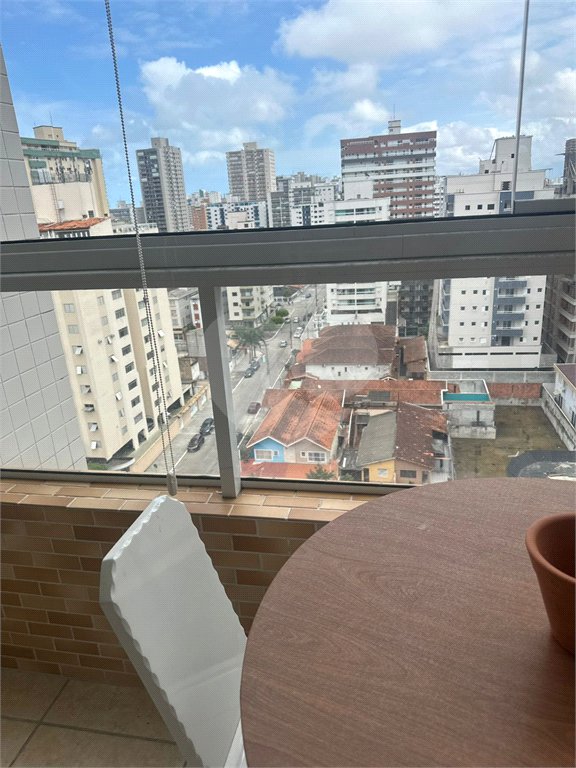 Apartamento à venda ou para alugar com 2 quartos, sendo 1 suíte,  em Guilhermina, Praia Grande, SP