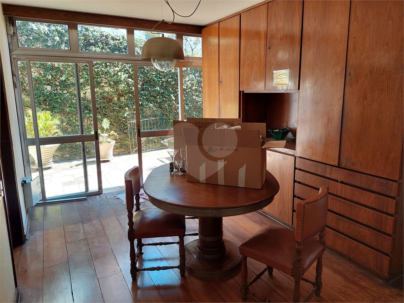 Casa à venda com 3 suítes em Jardim Leonor, São Paulo, SP