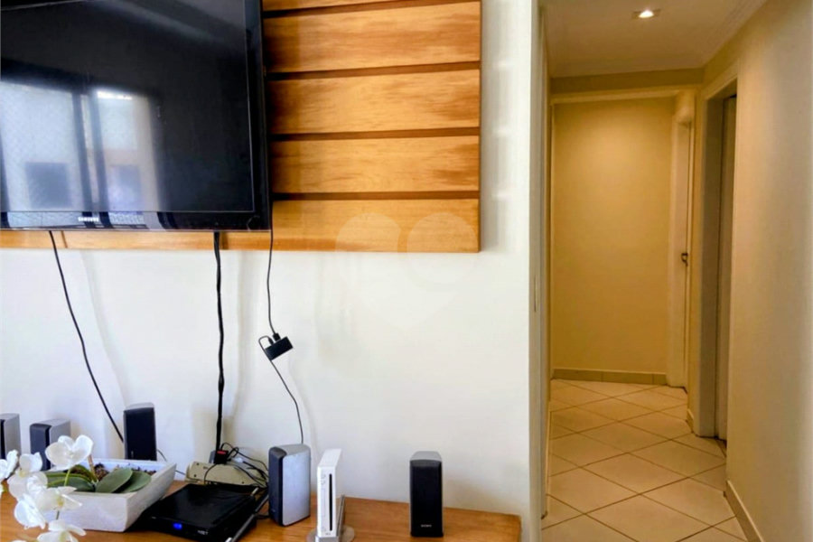 Apartamento à venda com 3 quartos, sendo 1 suíte, em Jardim Leonor Mendes de Barros, São Paulo, SP