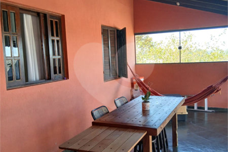 Casa Térrea à venda com 3 quartos, sendo 1 suíte, em Vila Pomar, Mogi das Cruzes, SP