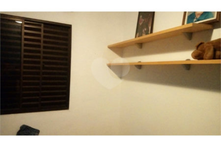 Casa à venda com 3 quartos, sendo 1 suíte, em Vila Suzana, São Paulo, SP
