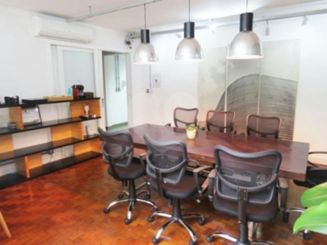 Sobrado à venda com 3 quartos em Brooklin Paulista, São Paulo, SP