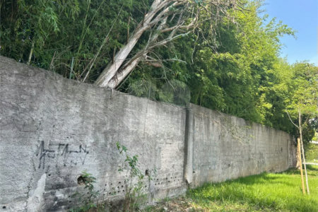 Terreno à venda em Interlagos, São Paulo, SP