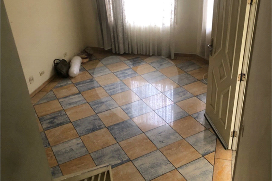 Sobrado à venda com 4 quartos, sendo 1 suíte, em Santana, São Paulo, SP