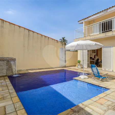 Casa de Vila à venda com 4 suítes em Granja Julieta, São Paulo, SP