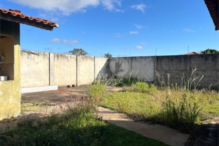 Sobrado à venda com 4 quartos, sendo 1 suíte, em Estância Conceição, Itapetininga, SP