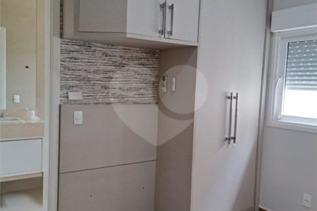 Casa à venda com 3 suítes no condomínio Residencial Terra Nobre, Indaiatuba - SP