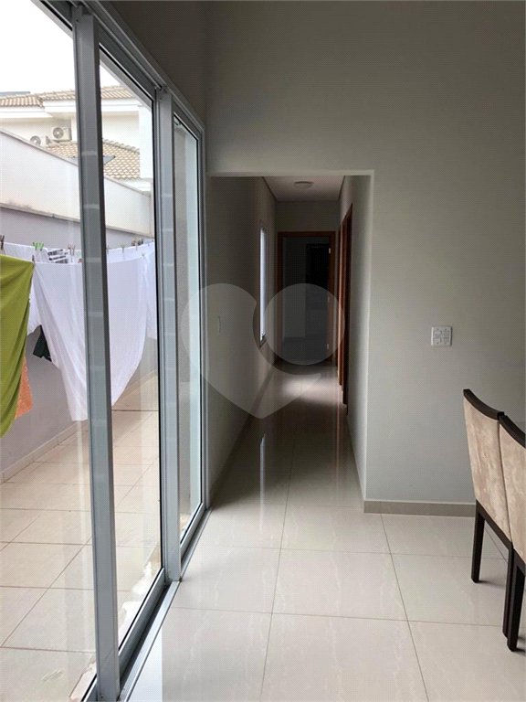 Casa à venda com 3 quartos, sendo 1 suíte, no condomínio Golden Park, Sorocaba - SP