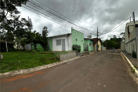 Casa à venda com 10 quartos no Centro, Ponta Porã, MS