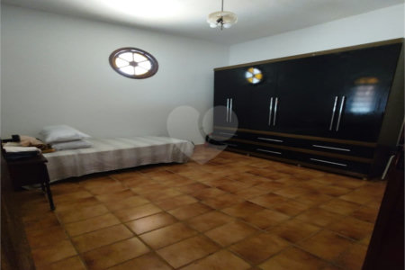 Chácara à venda com 5 quartos, sendo 3 suítes, em Chácaras Fernão Dias, Atibaia, SP