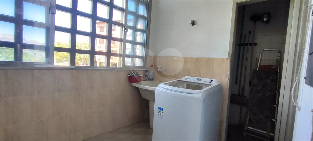 Apartamento à venda com 3 quartos, sendo 1 suíte, em Campo Grande, Rio de Janeiro, RJ