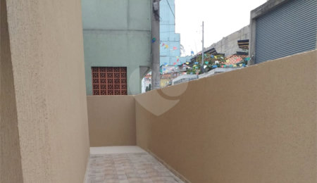 Sobrado à venda com 2 quartos em Vila das Palmeiras, Guarulhos, SP