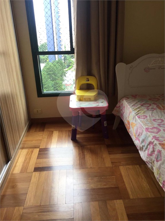 Apartamento à venda com 3 suítes em Vila Suzana, São Paulo, SP