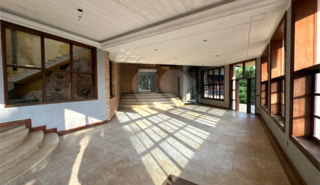 Casa à venda com 14 quartos, sendo 10 suítes,  em Observatório, Vinhedo, SP
