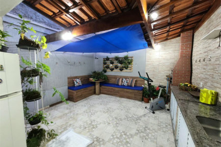 Sobrado à venda com 3 quartos, sendo 1 suíte,  em Jardim Ana Maria, São Paulo, SP