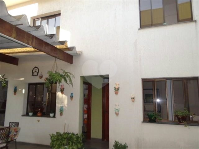 Casa à venda com 6 quartos, sendo 2 suítes,  em Jardim França, São Paulo, SP