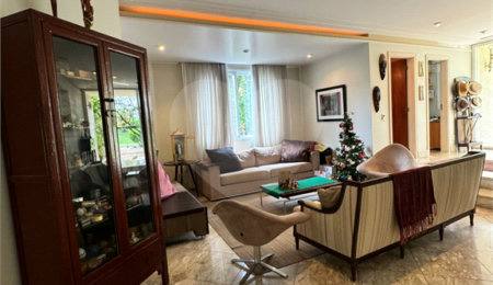 Casa à venda com 5 suítes no condomínio Residencial Bougainville, Campinas - SP