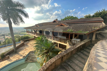 Casa à venda com 14 quartos, sendo 10 suítes, em Observatório, Vinhedo, SP
