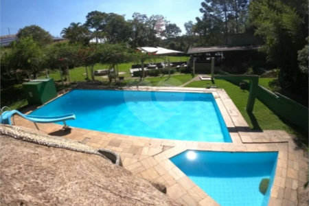 Sítio à venda com 14 quartos, sendo 4 suítes, em Jardim Cardoso (mailasqui), São Roque, SP