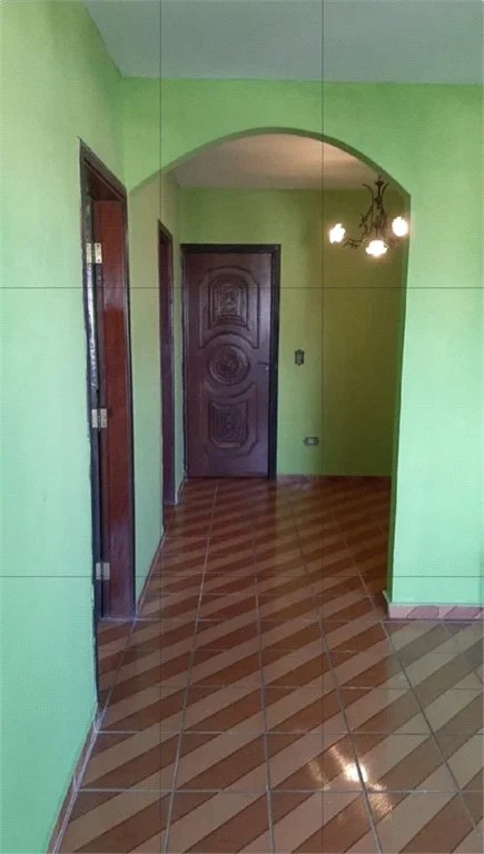 Casa de Vila à venda com 3 quartos em Jardim São Roque, São Paulo, SP