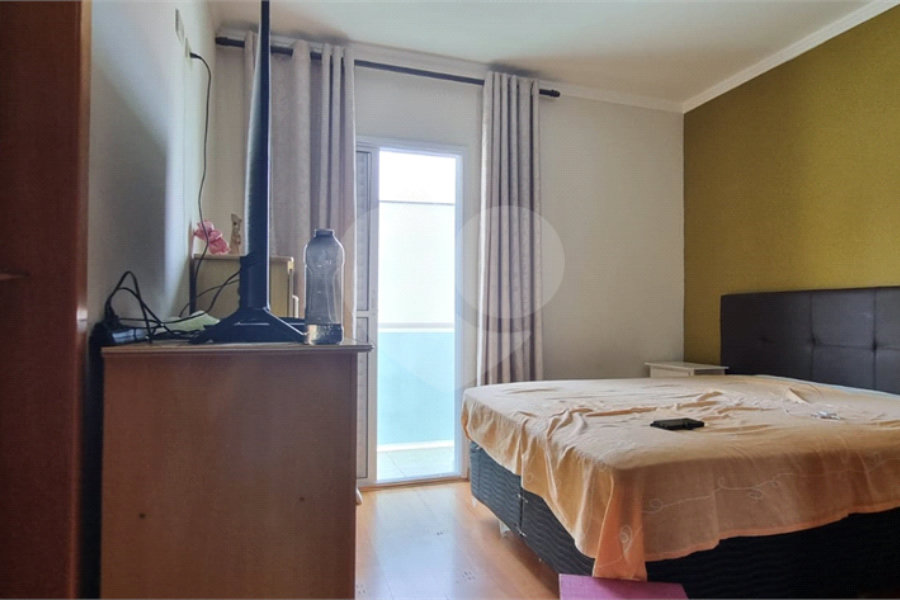 Casa à venda com 3 quartos, sendo 1 suíte, no condomínio Residencial Açaí, São Paulo - SP