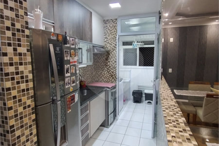 Apartamento à venda com 3 quartos, sendo 1 suíte, em Umuarama, Osasco, SP