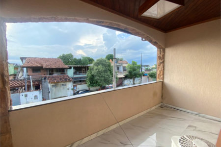 Casa à venda com 4 quartos, sendo 1 suíte, em Inhoaíba, Rio de Janeiro, RJ