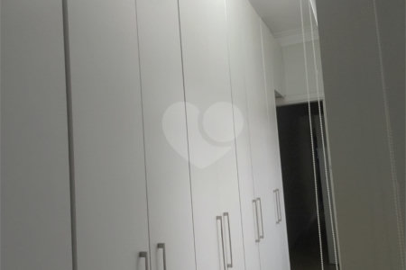 Sobrado à venda com 3 quartos, sendo 2 suítes, em Vila Dom Pedro I, São Paulo, SP