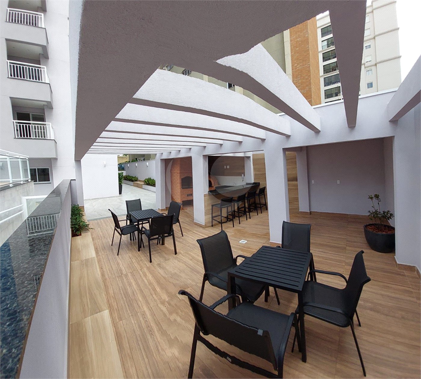 Apartamento à venda com 2 quartos, sendo 1 suíte,  em Campestre, Santo André, SP