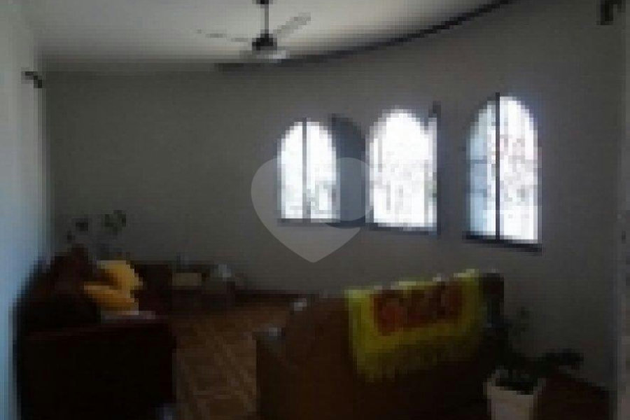 Casa à venda com 5 quartos, sendo 3 suítes, em Chácara Areal, Indaiatuba, SP