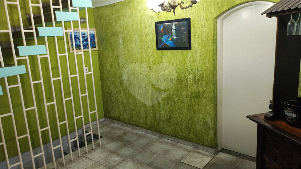 Sobrado à venda com 4 quartos em Vila Medeiros, São Paulo, SP