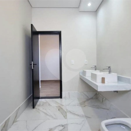 Casa à venda com 3 suítes no condomínio Portal dos Bandeirantes, Salto - SP