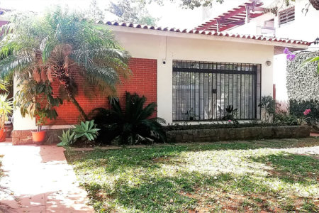 Casa Térrea à venda com 4 quartos, sendo 1 suíte, em Butantã, São Paulo, SP