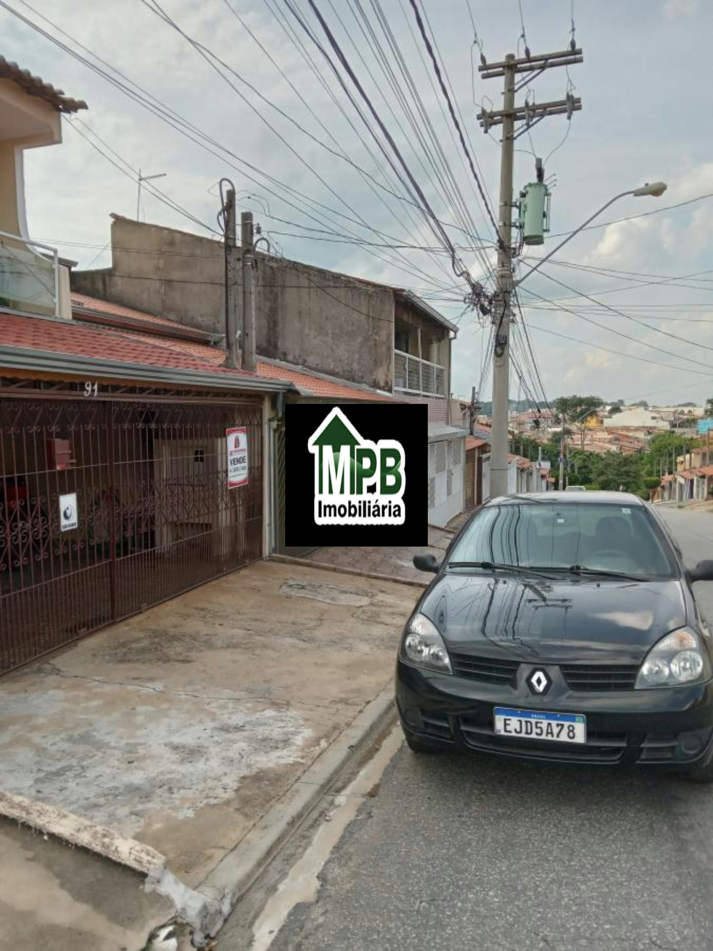 Sobrado à venda com 3 suítes em Jardim São Guilherme, Sorocaba, SP