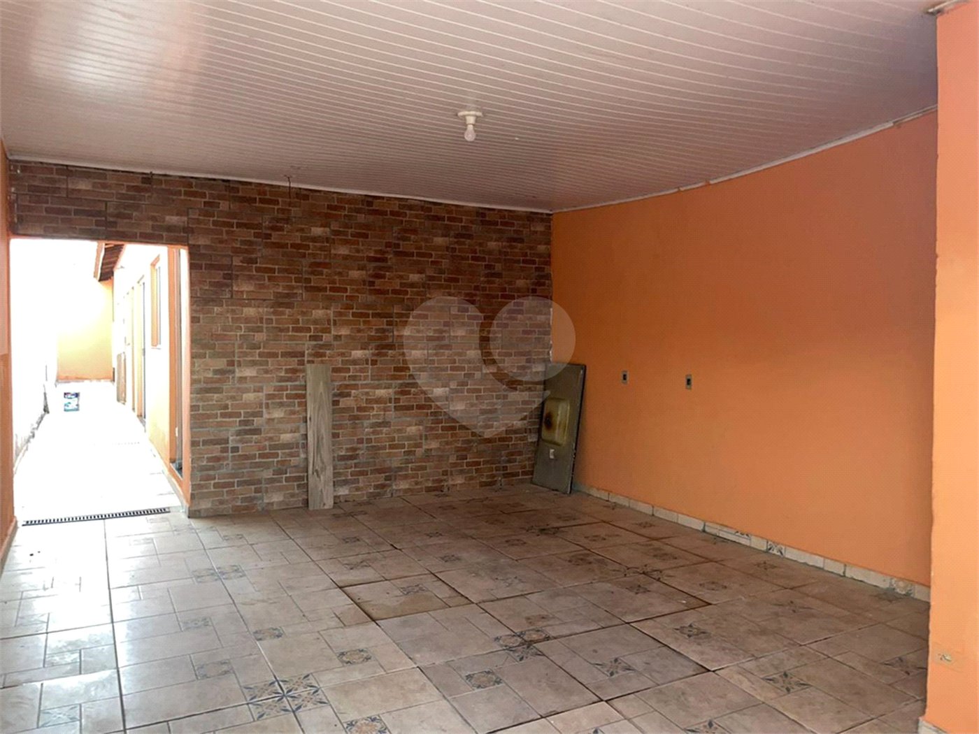 Casa à venda com 2 quartos em Vila Carvalho, Itapetininga, SP