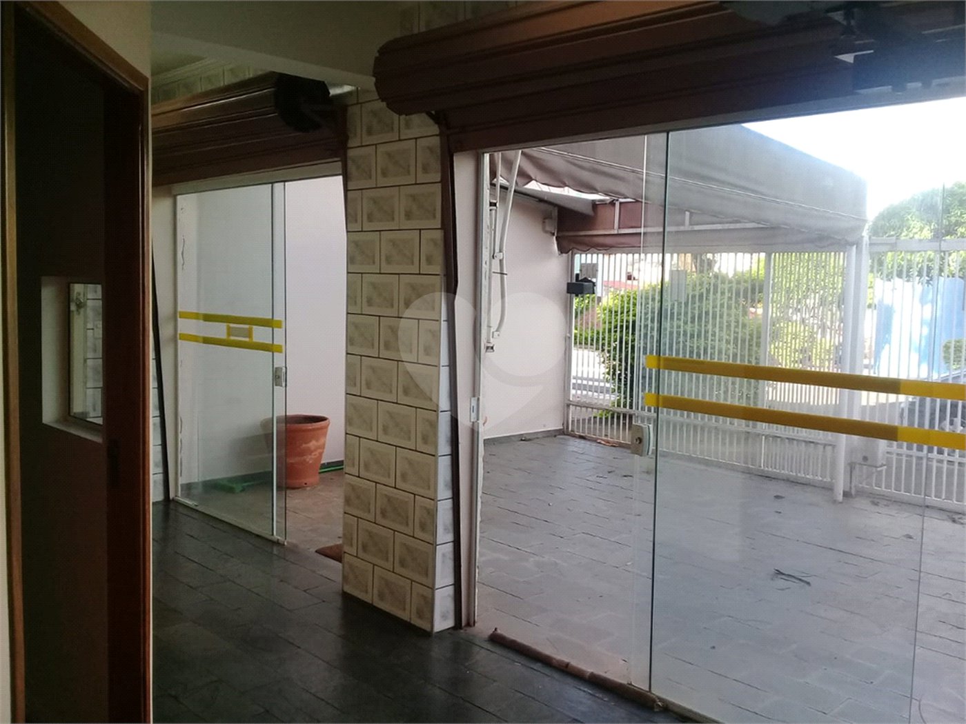 Sobrado à venda com 4 quartos, sendo 2 suítes,  em Jardim Regina, Indaiatuba, SP