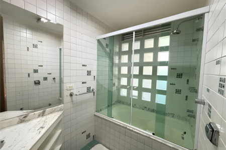 Apartamento à venda com 3 quartos, sendo 1 suíte, em Cerqueira César, São Paulo, SP