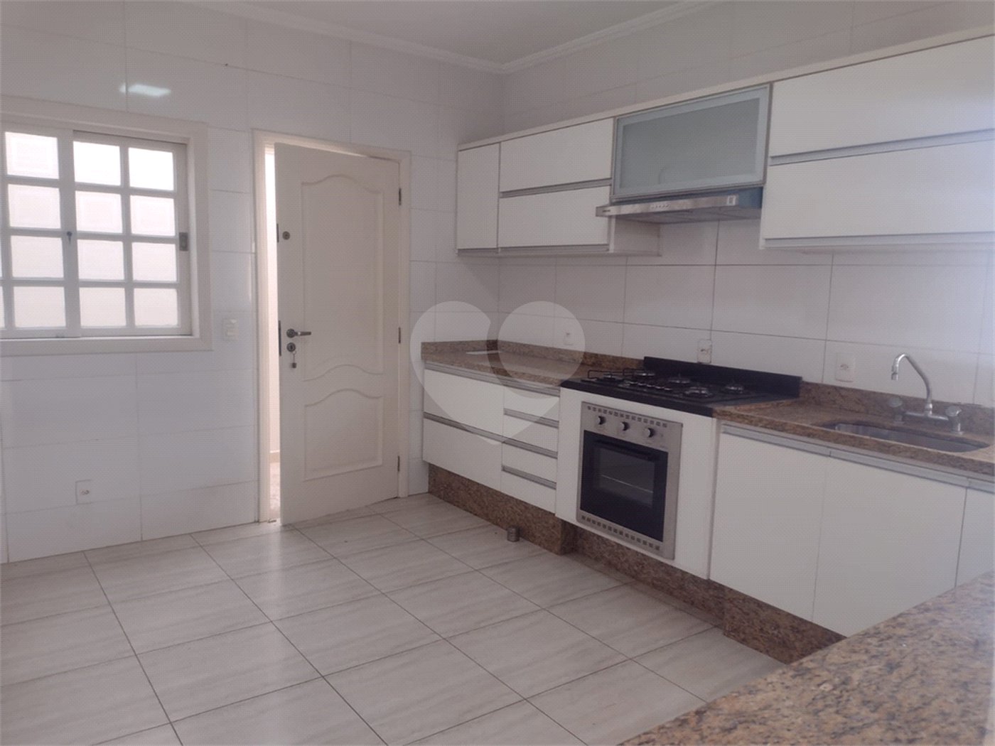 Casa para alugar com 3 suítes em Loteamento Aldeia da Mata, Votorantim, SP