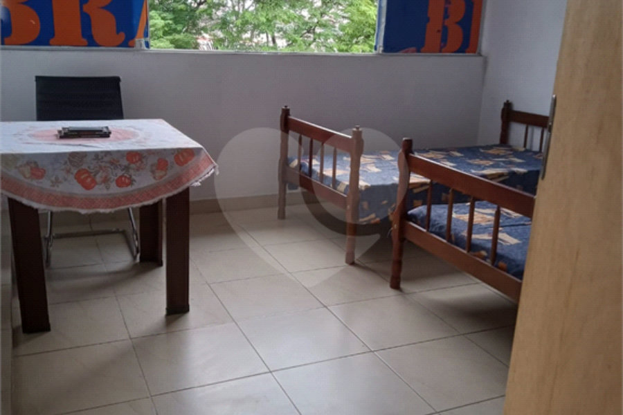 Sobrado à venda com 8 quartos, sendo 4 suítes, em Jardim São Paulo(zona Norte), São Paulo, SP