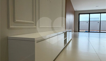 Casa à venda com 3 suítes no condomínio Villa do Sol, Valinhos - SP