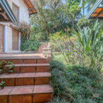 Casa à venda com 6 quartos, sendo 2 suítes, no condomínio Chácara Flora, São Paulo - SP