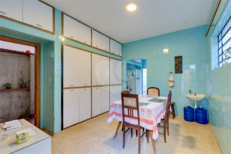 Casa à venda com 5 quartos, sendo 2 suítes, em Alto da Boa Vista, São Paulo, SP