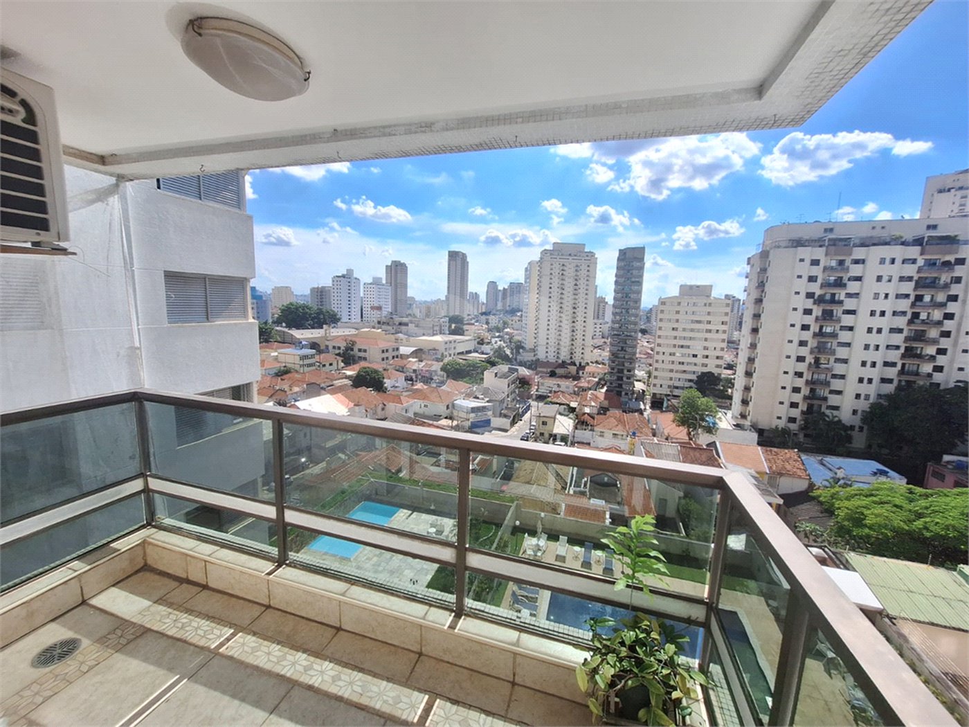 Apartamento à venda com 4 quartos, sendo 2 suítes, em Santana, São Paulo, SP