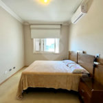 Casa à venda com 5 quartos, sendo 3 suítes, no condomínio Santa Teresa 1, Vinhedo - SP